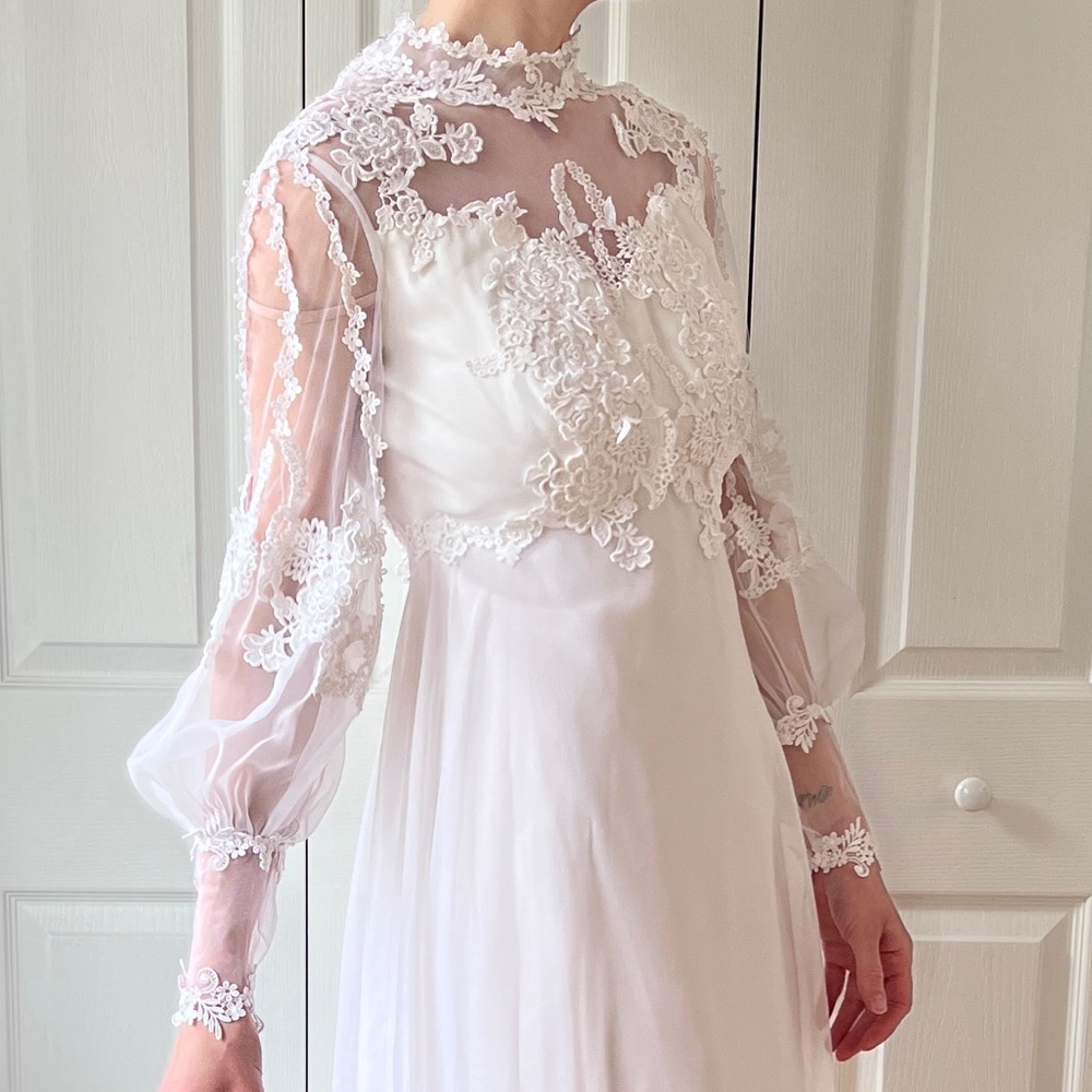 SOLD — 1960-70’s Dance Originals by Fred Perlberg Wedding Gown - Picture 2 of 11